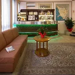 Terminus & Plaza 3* 피사