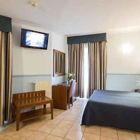 Terminus & Plaza Hotel 3*