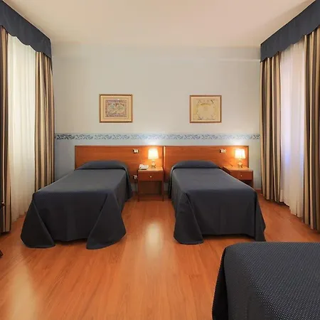 Terminus & Plaza 3*