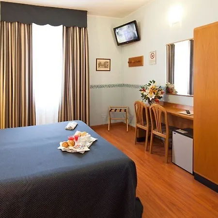 Terminus & Plaza Hotel 3*