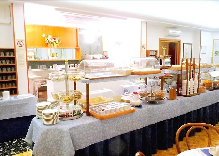 Отель Terminus & Plaza Пиза