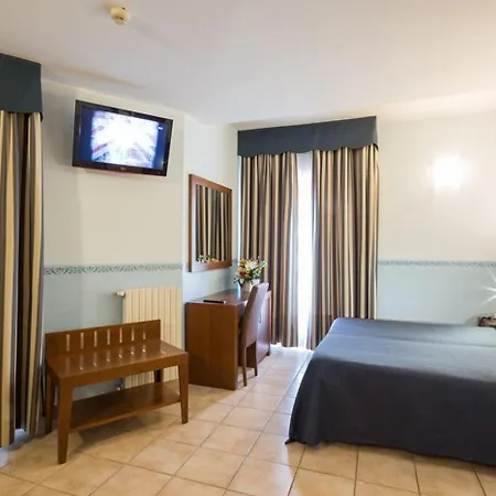 Terminus & Plaza Hotel 3*