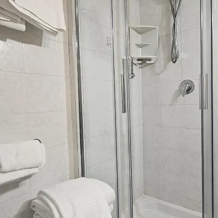 Terminus & Plaza Pisa