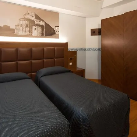 Terminus & Plaza 3* Pisa